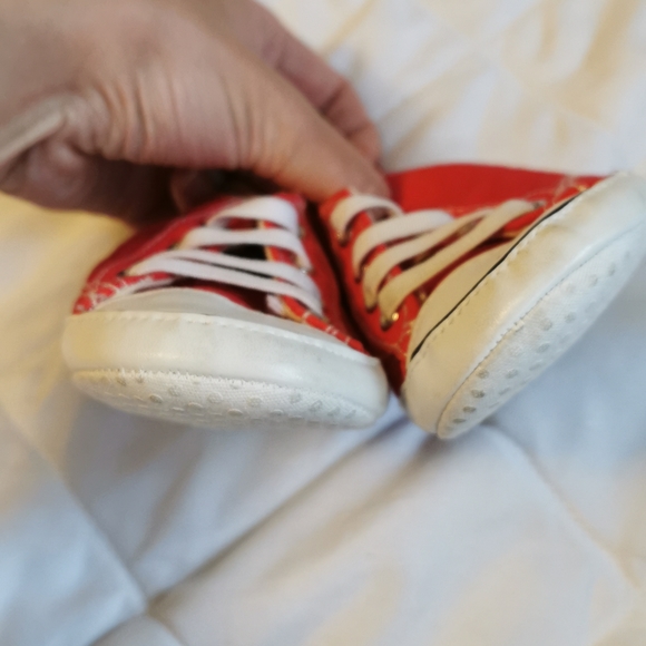 Airwalk Red shoes (4W- baby) - Picture 4 of 16